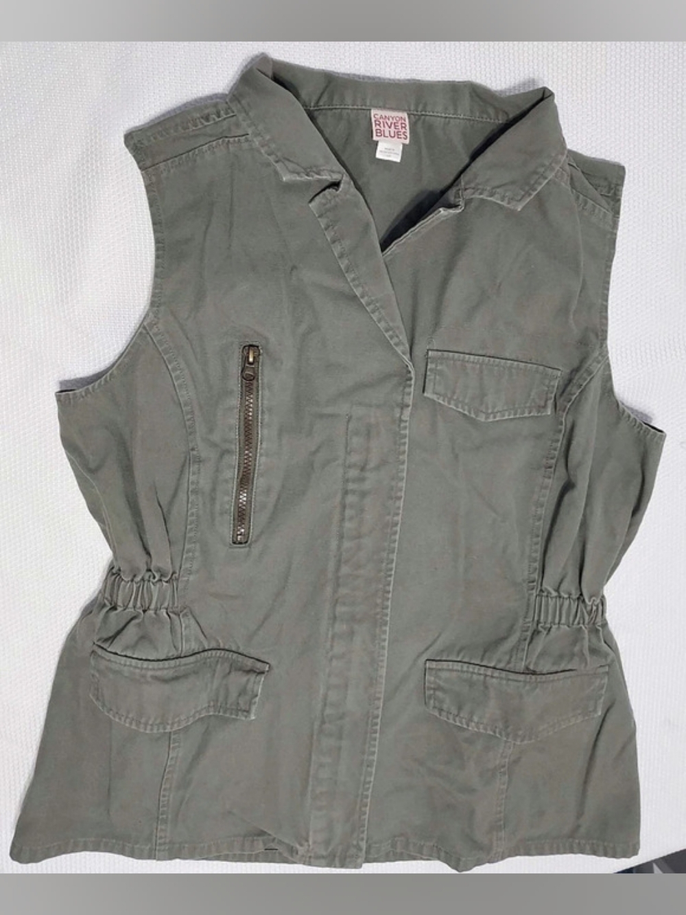 Canyon River Blues Utility Vest in OD Green LARGE